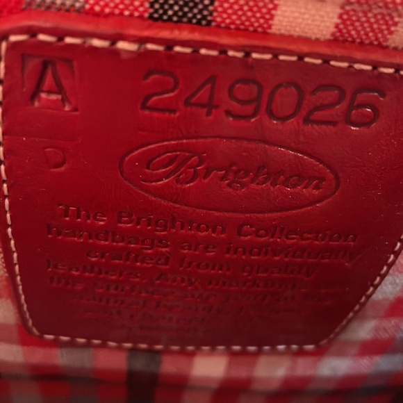 β€οΈπEUC Brighton Vintage Croc Leather Red Shoulder Bag w/ Silver Hardware Hearts - Picture 7 of 16